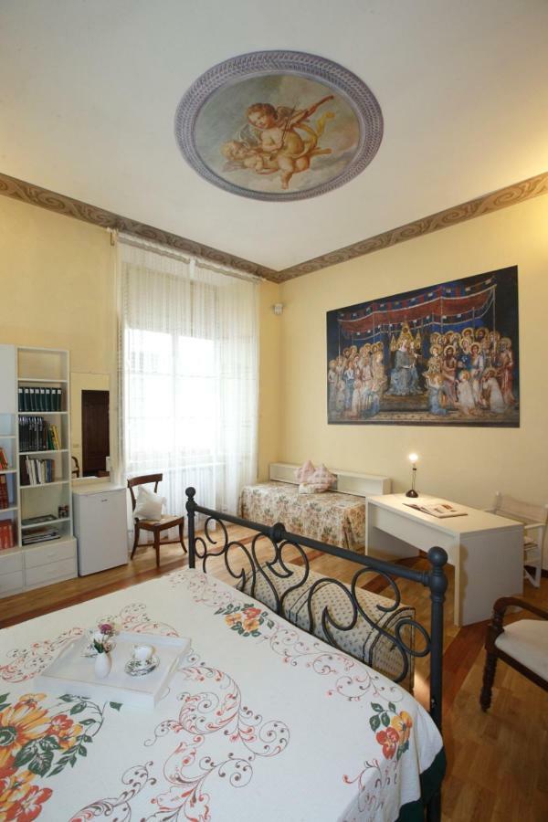 시에나 Residenza D'Epoca Montanini B&B 외부 사진