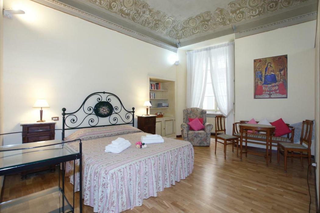 시에나 Residenza D'Epoca Montanini B&B 외부 사진